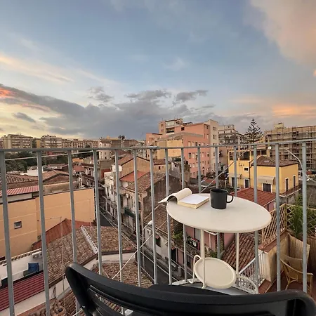 Lägenhet Attico Agora - Elegante Duplex Nel Cuore Di CTA